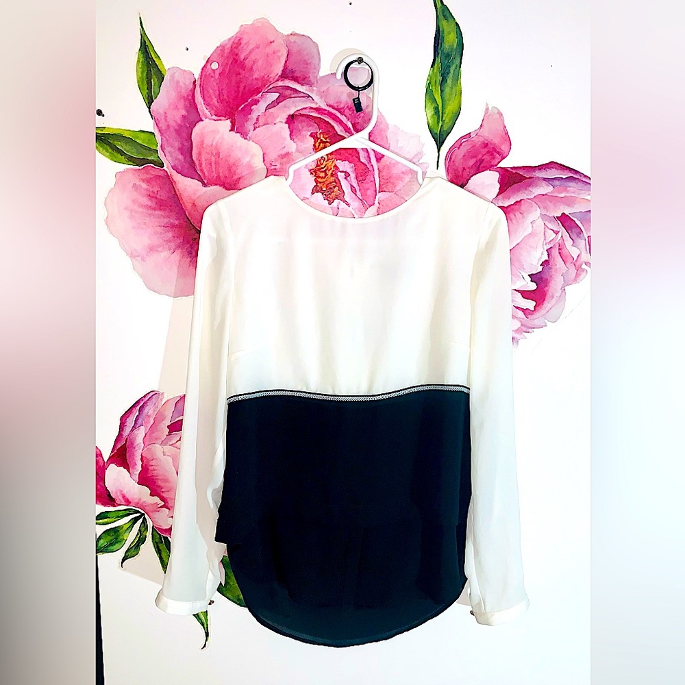 NWOT💥TINTA STYLE  ⭐️Made in Spain, European Fabrics !  black&white blouse